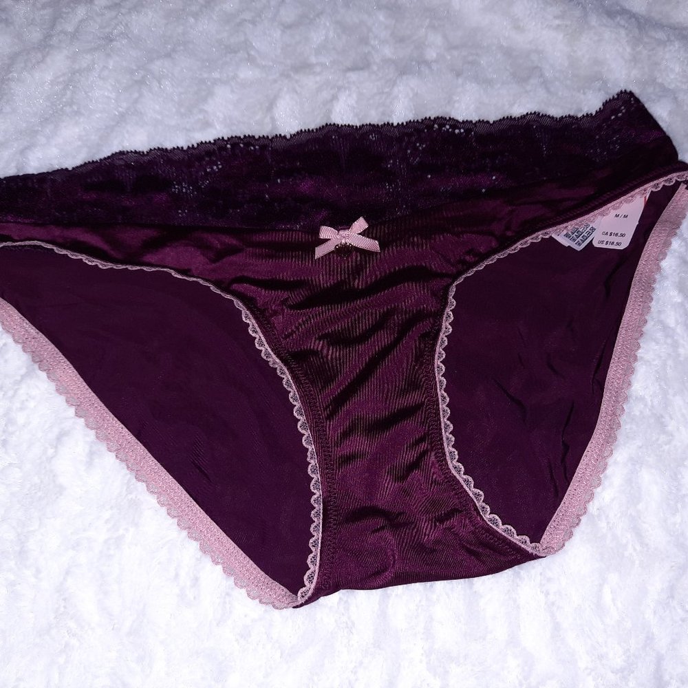 Victoria's Secret medium panties NWT